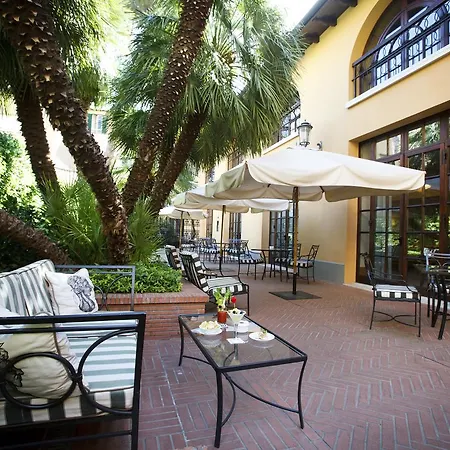 Otel Albani
